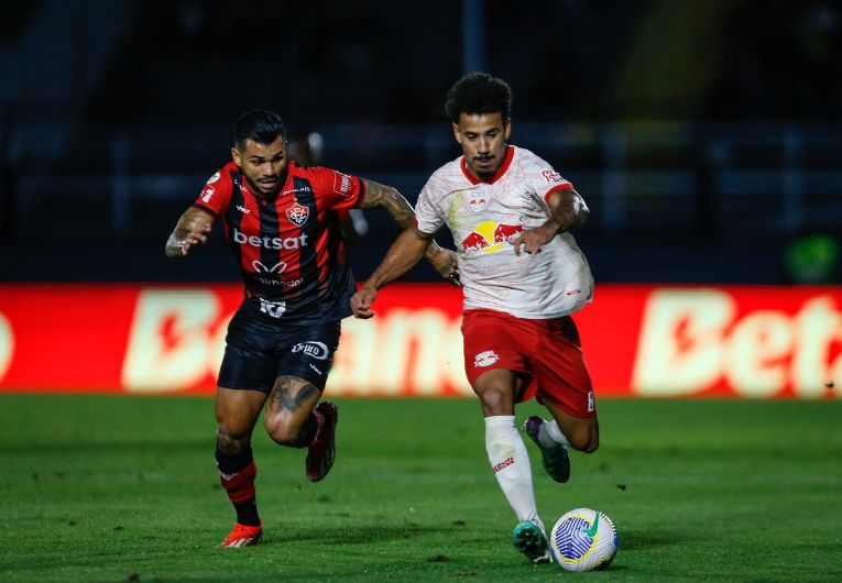 imagem da materia: Bragantino tem bom retrospecto contra o Vitória
