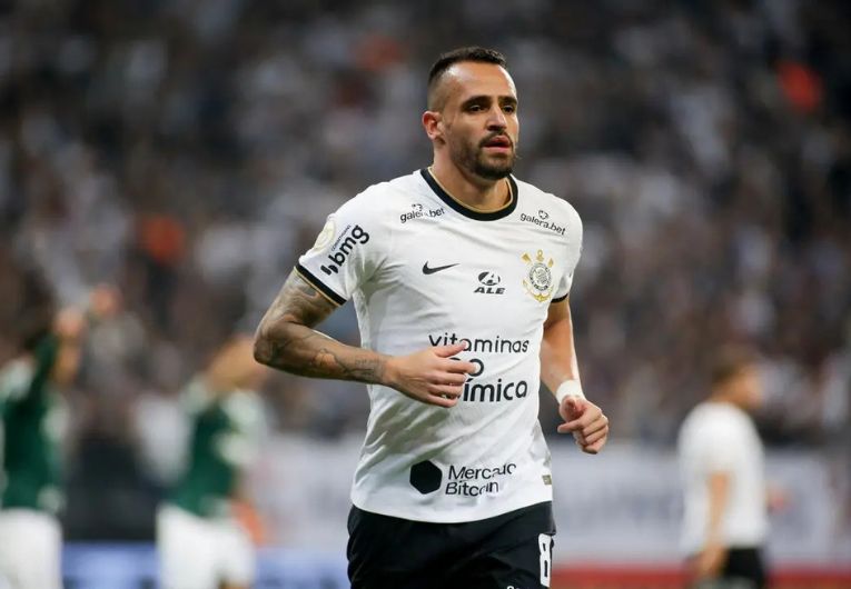 imagem da materia: Renato Augusto processa Corinthians por dívida milionária