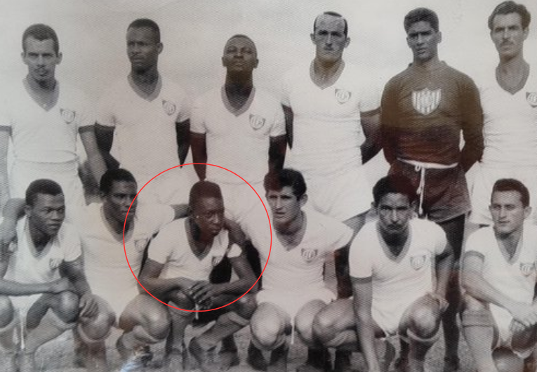 imagem da materia: Dia do Rei! Pelé quase assinou com Noroeste antes do Santos