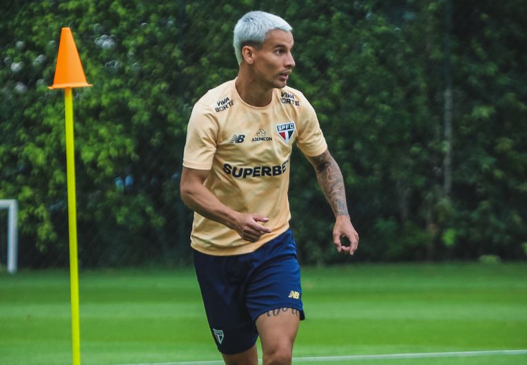 imagem da materia: São Paulo se reapresentou após dois dias de folga