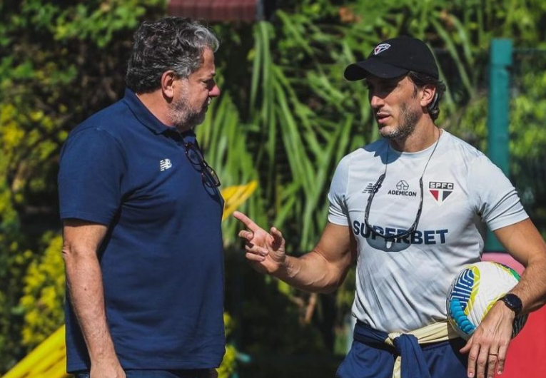 imagem da materia: Zubeldía é prioridade nos planos do São Paulo para 2025