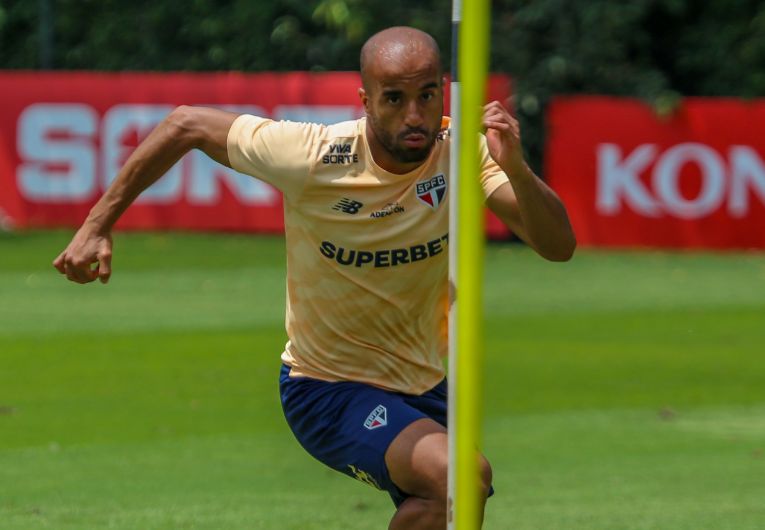 imagem da materia: São Paulo realiza treino focado no duelo com o Bahia