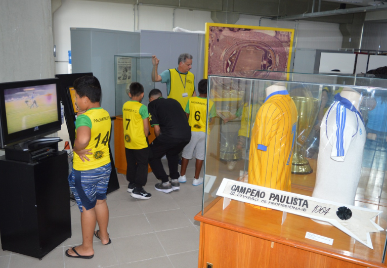 imagem da materia: São José recebe visita de 30 crianças do projeto Palmares FC
