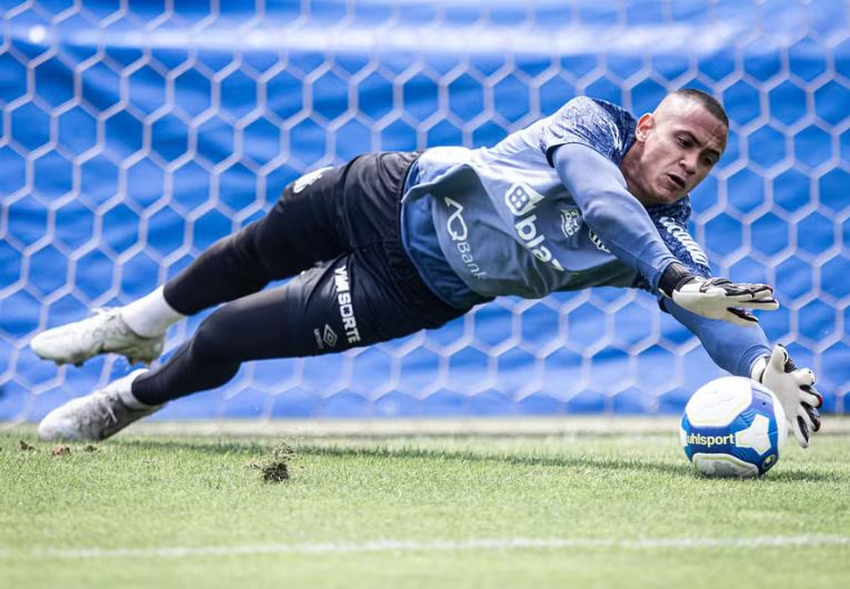 imagem da materia: Santos terá estreia no gol contra o Ituano