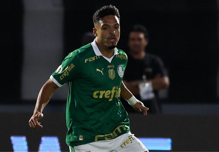 imagem da materia: Árbitro detalha expulsão de Gabriel Menino
