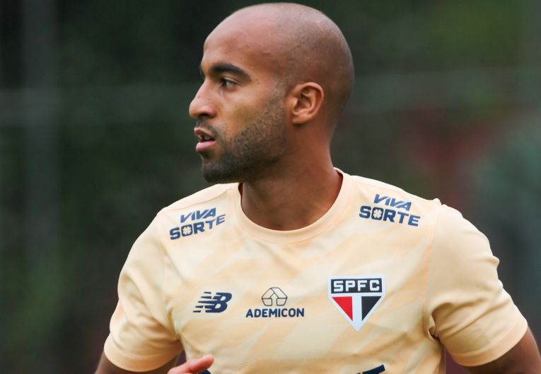 imagem da materia: São Paulo se reapresenta nesta quarta-feira