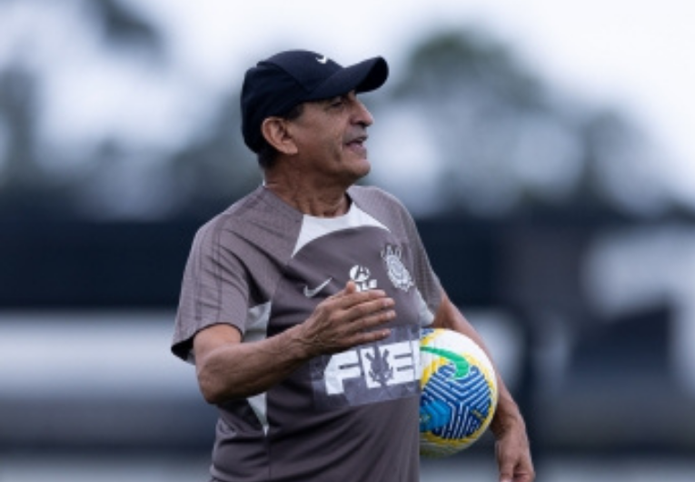 imagem da materia: Corinthians segue preparação para confronto com Athletico-PR