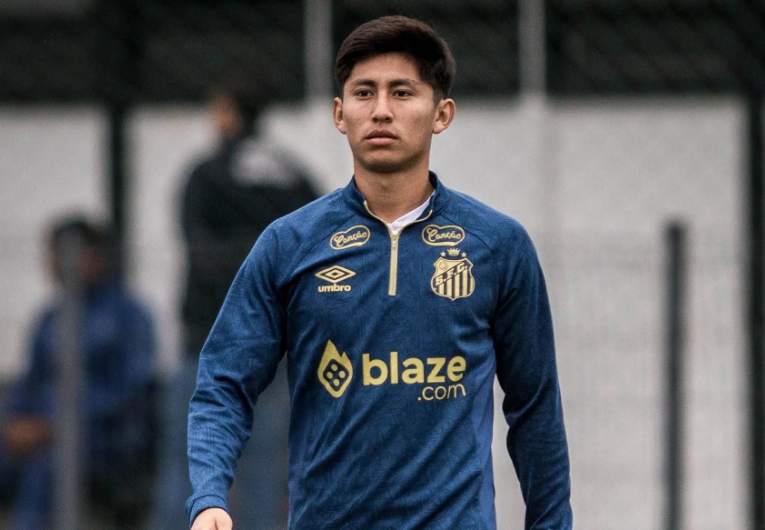 imagem da materia: Carille promete mais chances para Miguelito no Santos