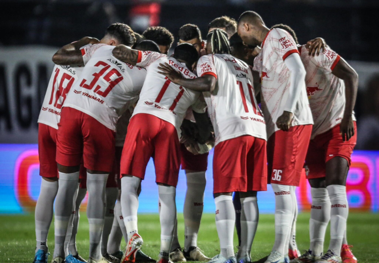imagem da materia: Bragantino volta à zona de rebaixamento após quatro anos