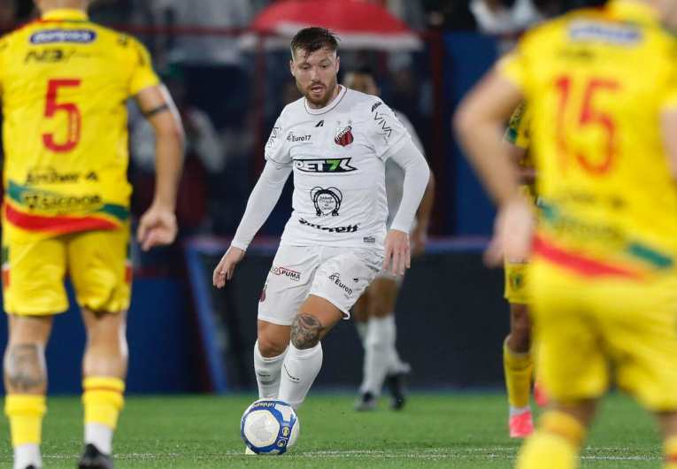 imagem da materia: Ituano volta para a vice-lanterna da Série B e se complica