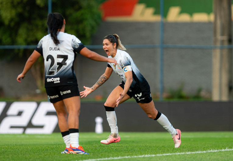 imagem da materia: Corinthians chega à quinta final de Libertadores Feminina