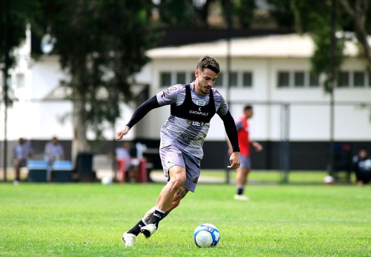imagem da materia: Ponte Preta pode chegar ao Dérbi dentro do Z4