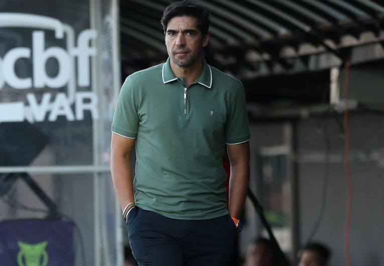 imagem da materia: Abel aparece em ranking dos 50 melhores treinadores do mundo