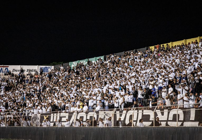 imagem da materia: Santos se torna melhor visitante da Série B