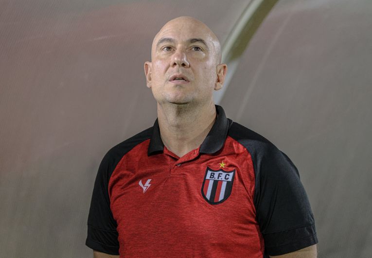 imagem da materia: Zanardi explica jogadores poupados contra o Sport