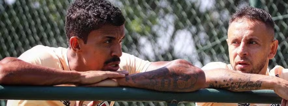 imagem da materia: São Paulo quer renovar com Rafinha e Luiz Gustavo