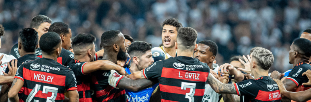 imagem da materia: STJD denuncia corintianos em confusão no jogo com Flamengo