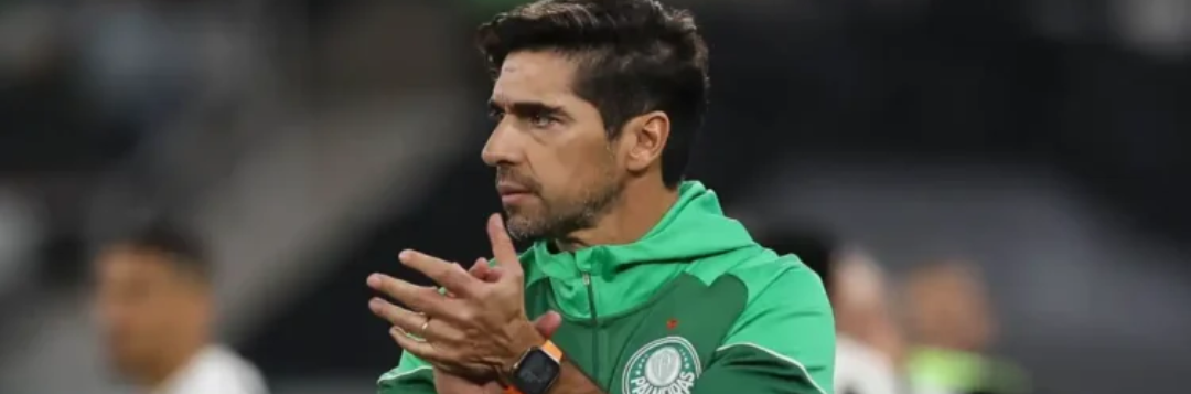 imagem da materia: Abel parabeniza elenco Sub-20 por título e elogia base