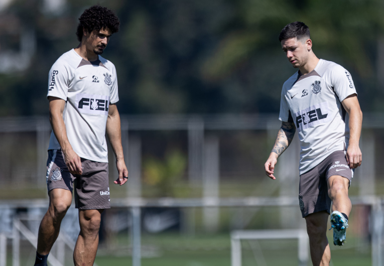 imagem da materia: André explica briga com Garro no jogo contra o Cruzeiro