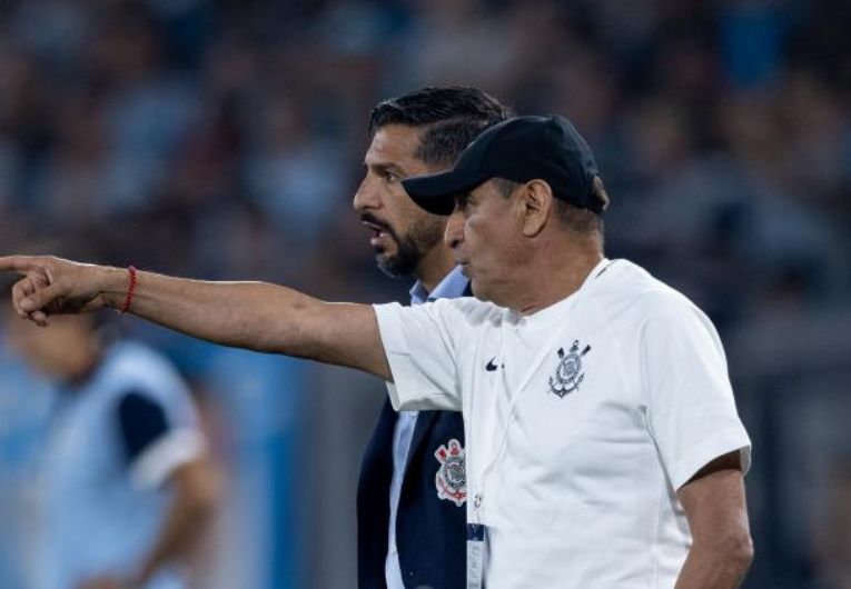 imagem da materia: Ramón avalia seu tempo à frente do Timão como excelente