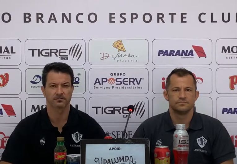 imagem da materia: Corrêa fala pela primeira vez como auxiliar do Rio Branco