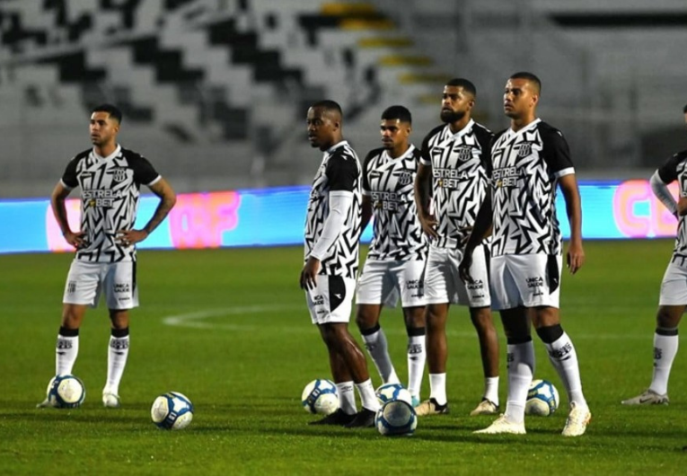 imagem da materia: Ponte Preta tem pior desempenho do returno da Série B