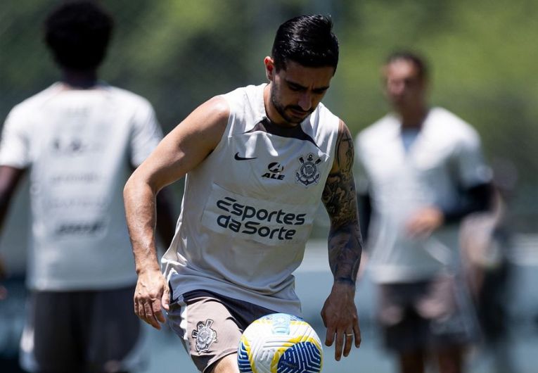 imagem da materia: Corinthians se reapresenta após vitória sobre o Cruzeiro