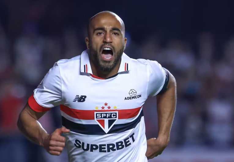imagem da materia: Lucas Moura se destaca no São Paulo com gols e assistências