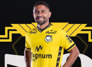 São Bernardo renova com Hugo Sanches para o Paulistão