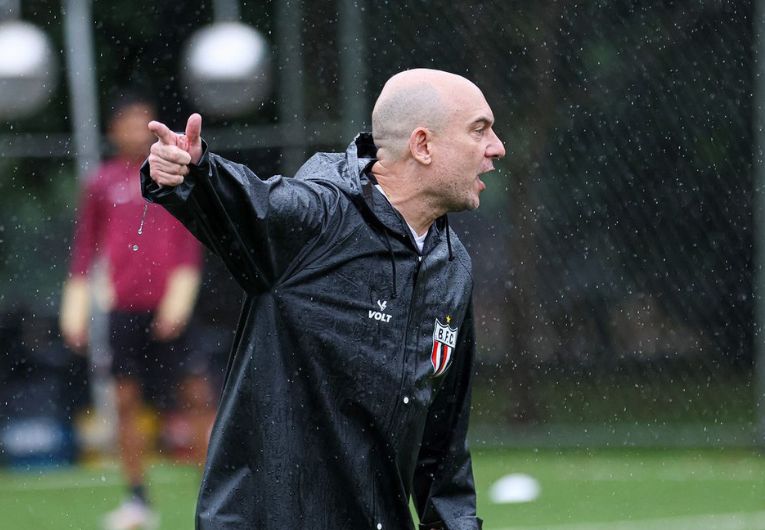 imagem da materia: Botafogo-SP encerra preparação para enfrentar o Brusque