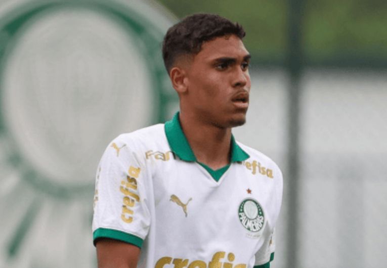 imagem da materia: Meia do Palmeiras é convocado por El Salvador