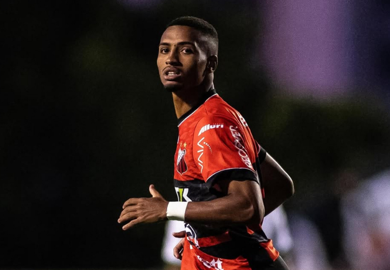 imagem da materia: Ex-melhor do mundo no futsal, Leozinho se despede do Ituano
