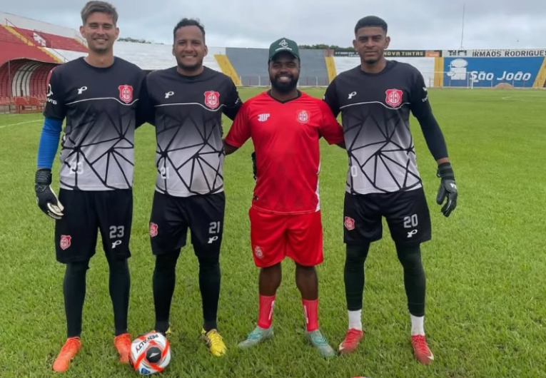 imagem da materia: Yuri Maximiliam é o novo preparador de goleiros da Inter