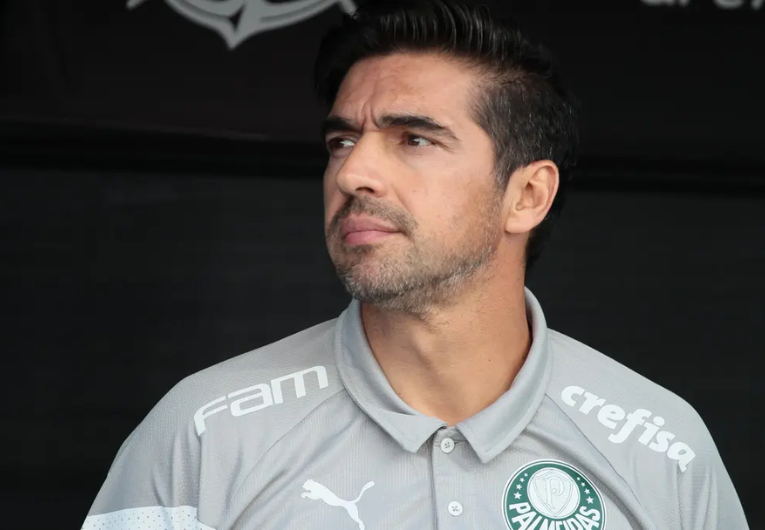 imagem da materia: Abel Ferreira pede quatro reforços