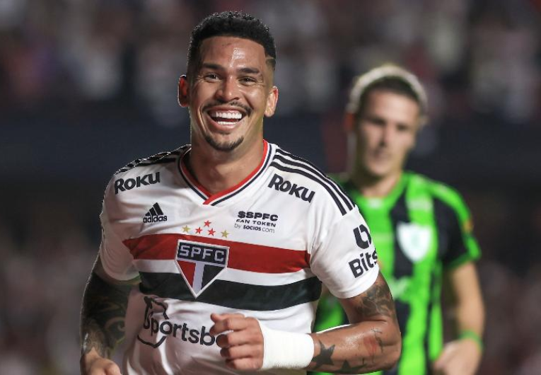 imagem da materia: Luciano tem futuro indefinido no São Paulo
