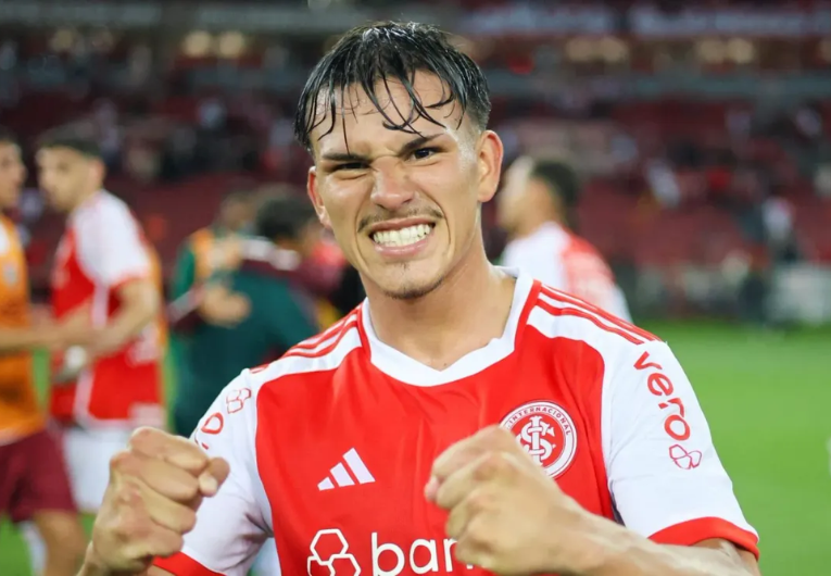 imagem da materia: Palmeiras negocia contratação de Alexandro Bernabei