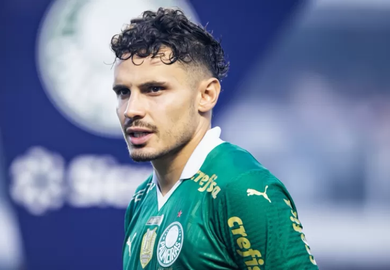 imagem da materia: Raphael Veiga assume temporada ruim do Palmeiras