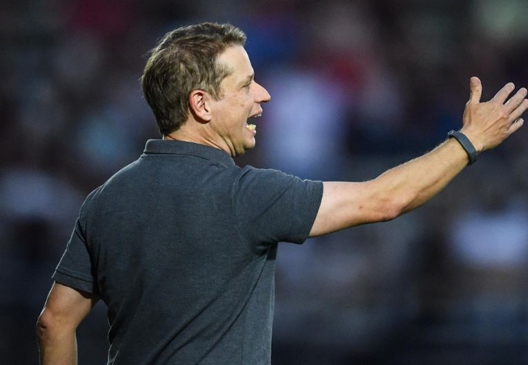 imagem da materia: Chances de rebaixamento do Bragantino disparam