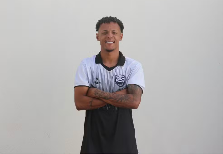 imagem da materia: Votuporanguense anuncia atacante campeão com o Velo Clube