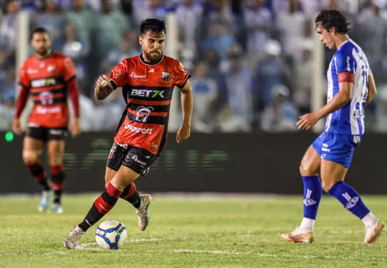 imagem da materia: Rodrigo deixa o Ituano e acerta com o Figueirense