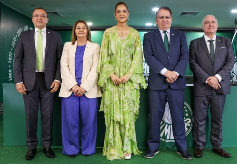 imagem da materia: Oficial! Leila Pereira inicia segundo mandato pelo Palmeiras