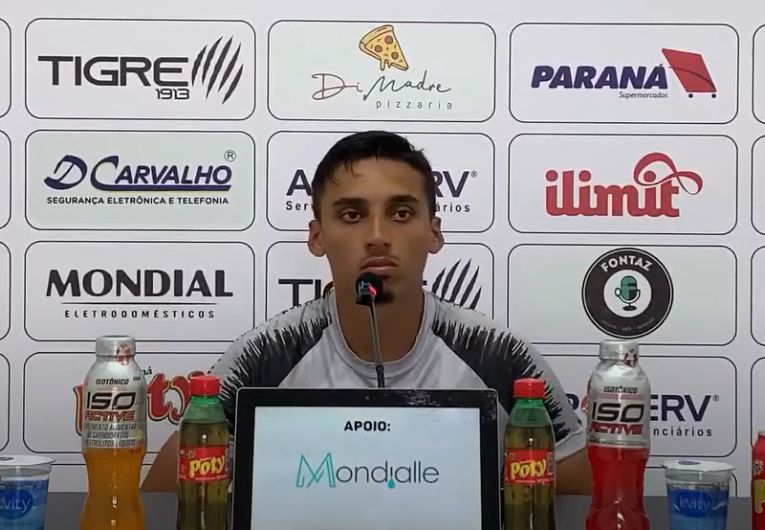 imagem da materia: Guilherme Vieira é apresentado pelo Rio Branco