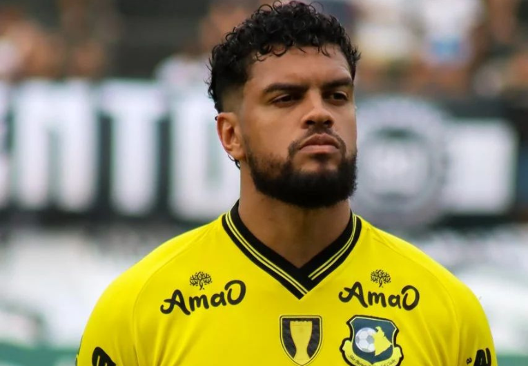 imagem da materia: Zagueiro Augusto segue no São Bernardo em 2025