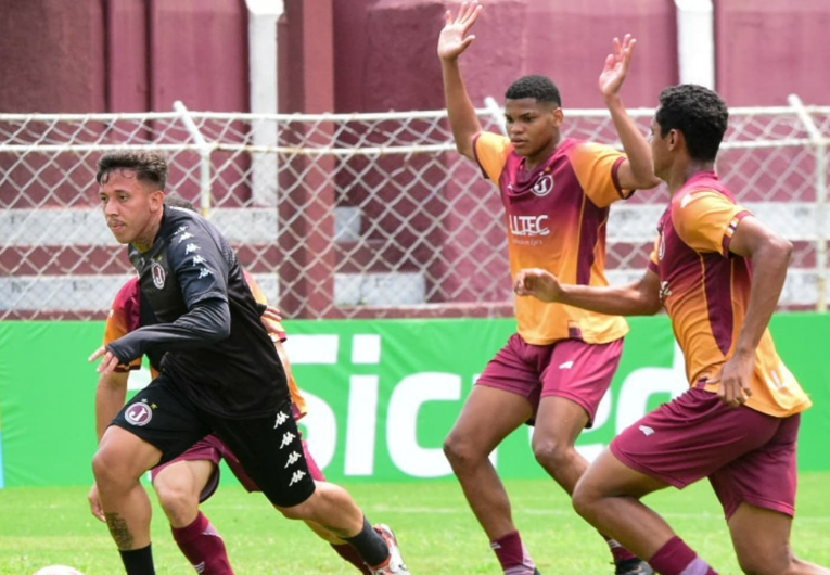 imagem da materia: Juventus empata em amistoso preparatório com a equipe Sub-20