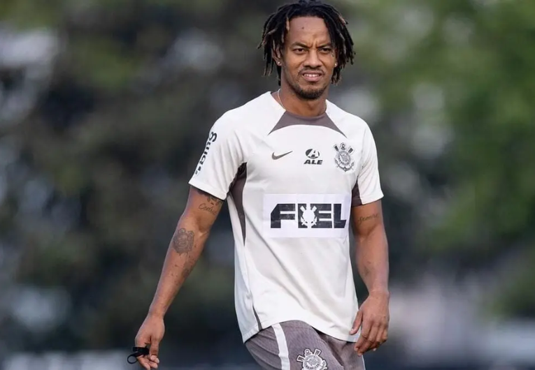 imagem da materia: André Carrillo fala sobre renovação com Corinthians