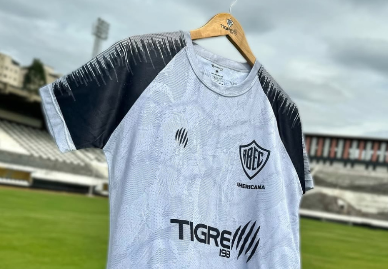 imagem da materia: Rio Branco anuncia novas camisas de treino Dry Fit