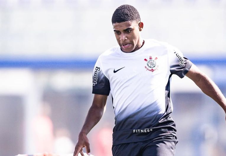 imagem da materia: Promessa do Corinthians fala sobre torcida e sonho no clube