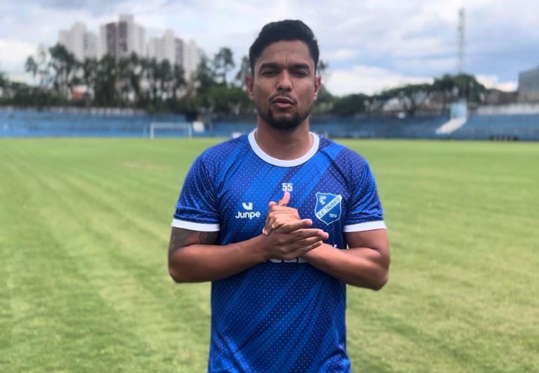 imagem da materia: Taubaté contrata meia ex-Linense para 2025