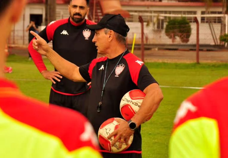imagem da materia: Noroeste marca primeiro jogo-treino de pré-temporada