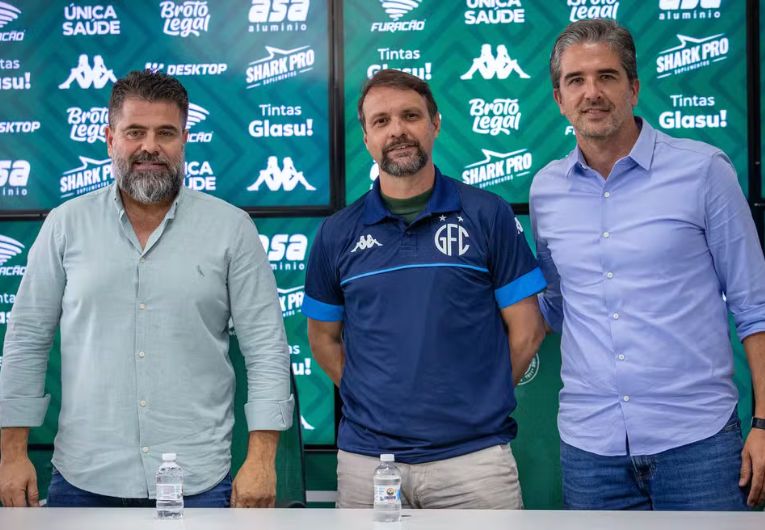 imagem da materia: Maurício Souza é apresentado no Guarani: 